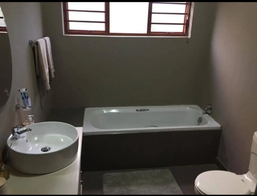 4 Bedroom Property for Sale in Waverley Free State